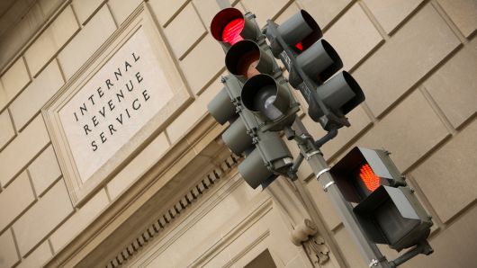 Do This Now to Avoid a Tax Surprise Next Spring