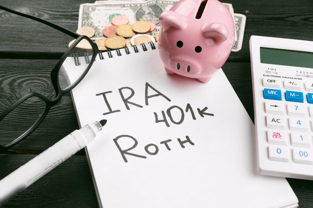 How Do 401(k) and IRA Saving Accounts Work