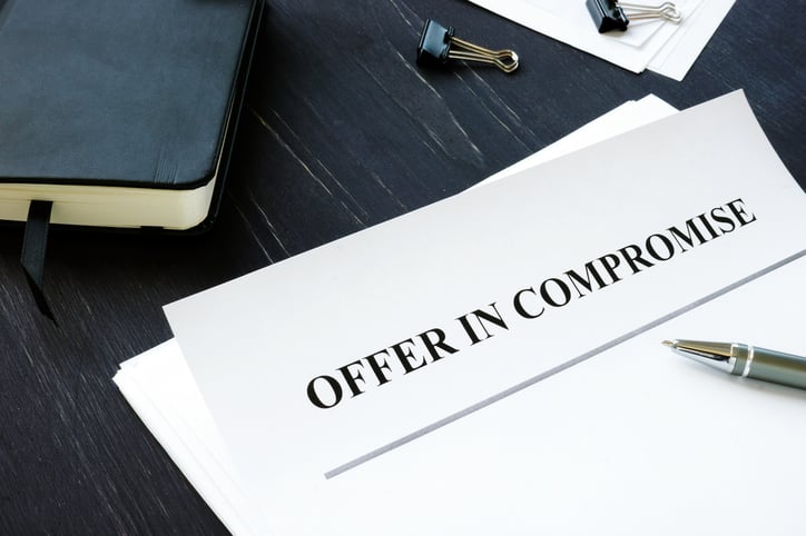 The Pros and Cons of An IRS Offer in Compromise