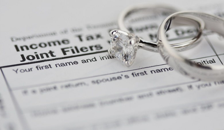 Married Filing Taxes Jointly Vs. Married Filing Separately_1489407825772_8957368_ver1.0